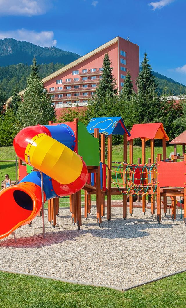 Detské ihrisko pri penzióne